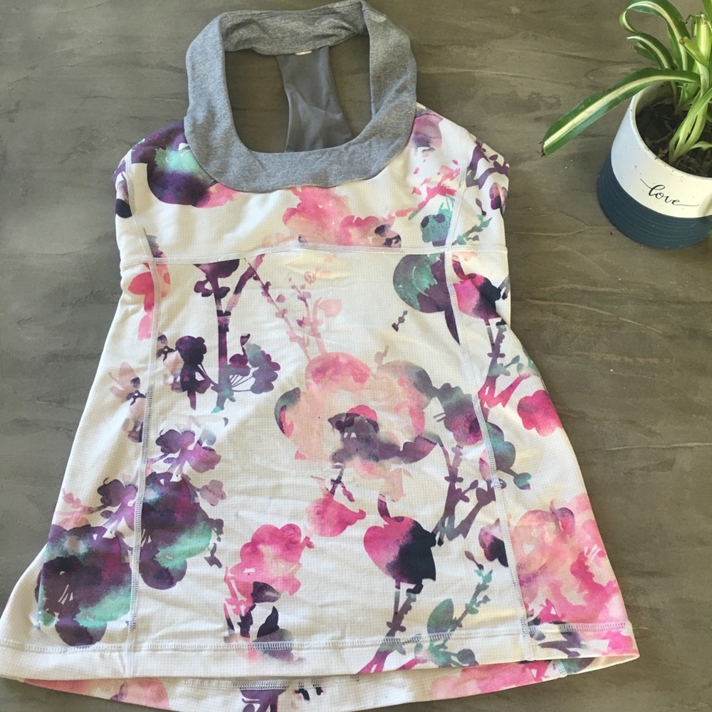 Lululemon Swoop Neck Blurred Blossom Floral Tank